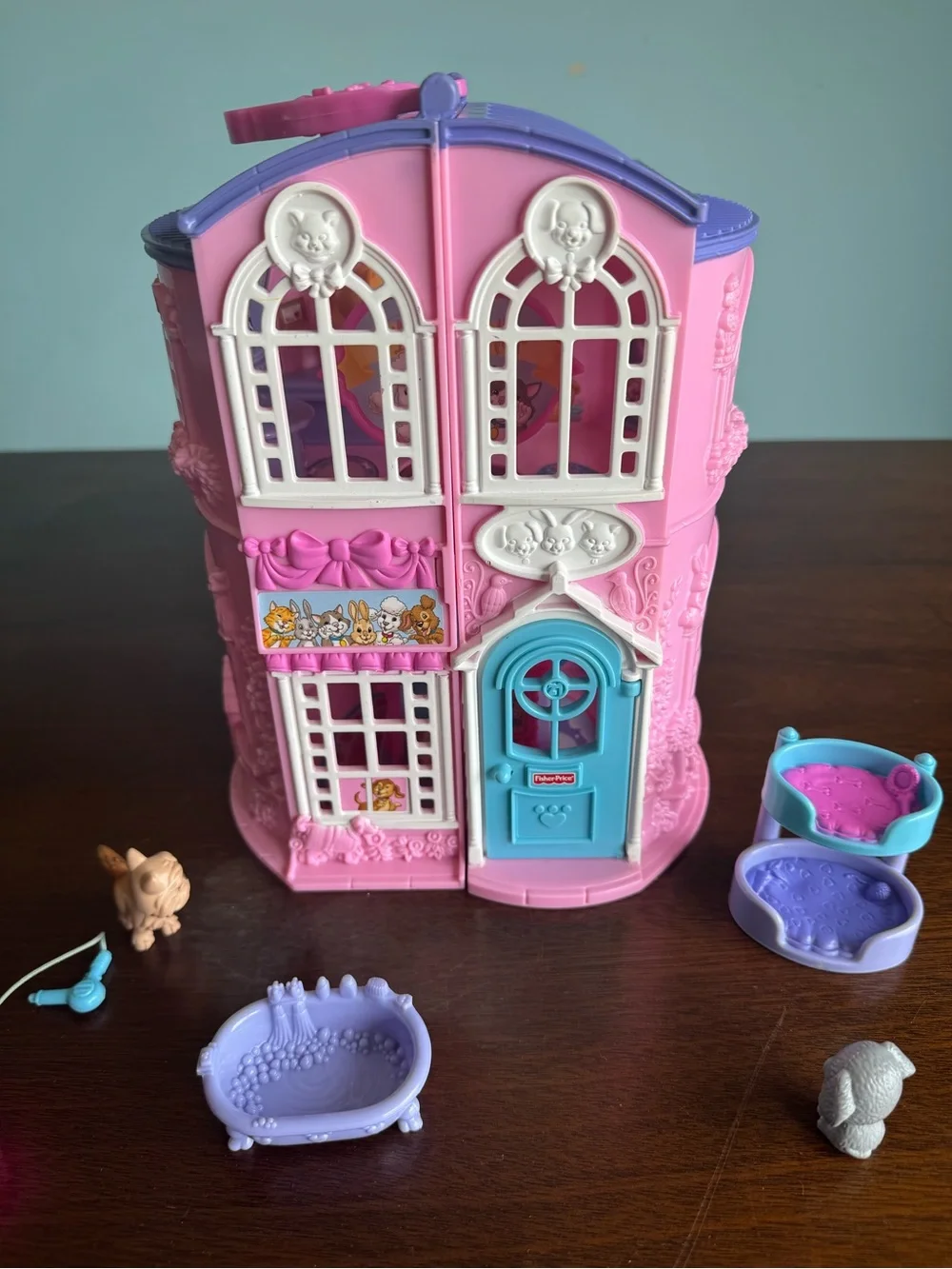 Fisher-Price Sweet Streets Pet Parlor Playset with Animals and Furniture
